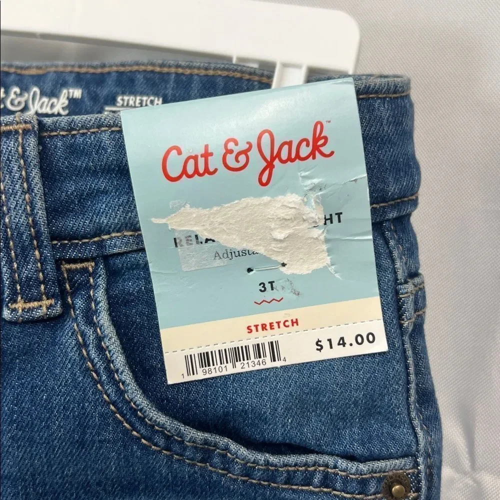 Boys cat & Jack Relaxed straight jeans size 3T New with tags